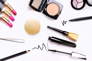 El mejor listado de crear un kit de maquillaje para comprar on-line