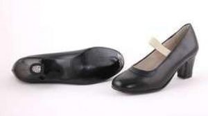 Selección de zapatos flamenco con clavos para comprar On-line